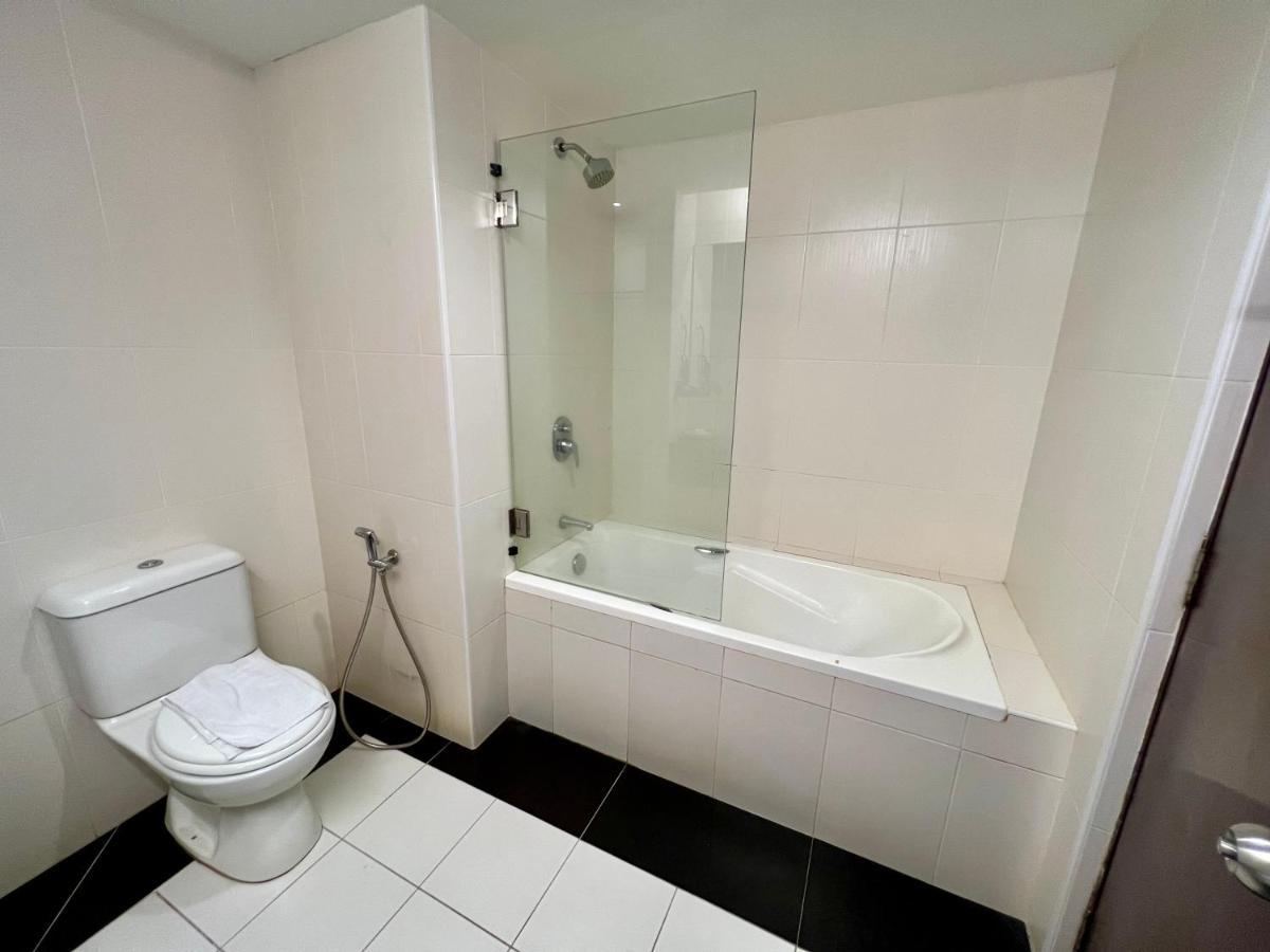 Hotel Yt Midtown Kuala Terengganu Ngoại thất bức ảnh