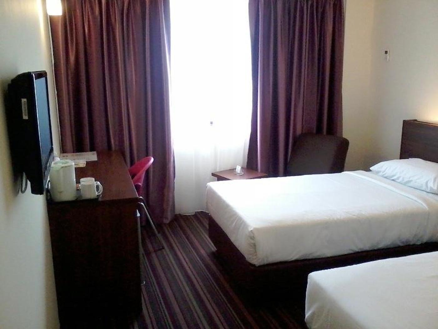 Hotel Yt Midtown Kuala Terengganu Ngoại thất bức ảnh
